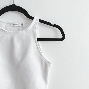 Aritzia | Talula Cropped Tank Top